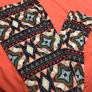 Honey and Lace OS leggings like new fashion
