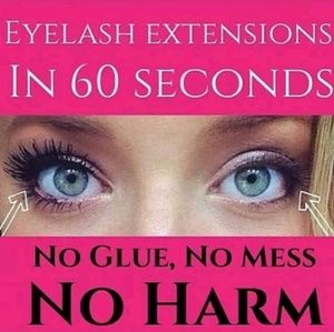 YOUNIQUE MOODSTRUCK 3D FIBER WATERPROOF MASCARA