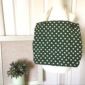 AEO beachcomber tote green & cream polka dots