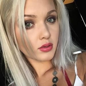 Meet your Posher, Hailey