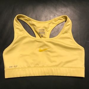 Nike pro sports bra