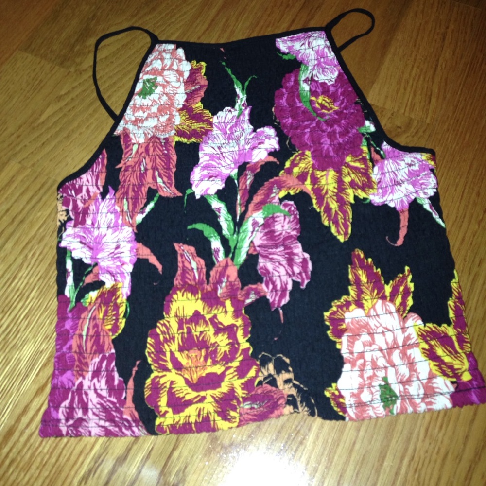 floral shirt