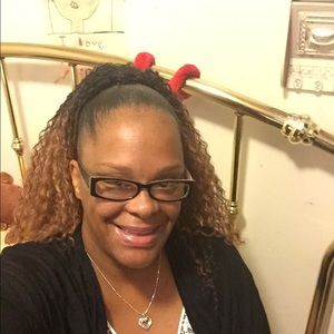 Meet your Posher, Candice