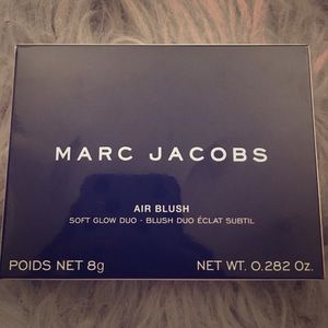 Marc Jacobs Air Blush