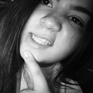 Meet your Posher, Lorena