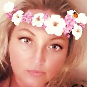 Meet your Posher, Raeann