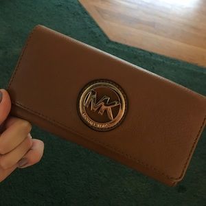 MK wallet