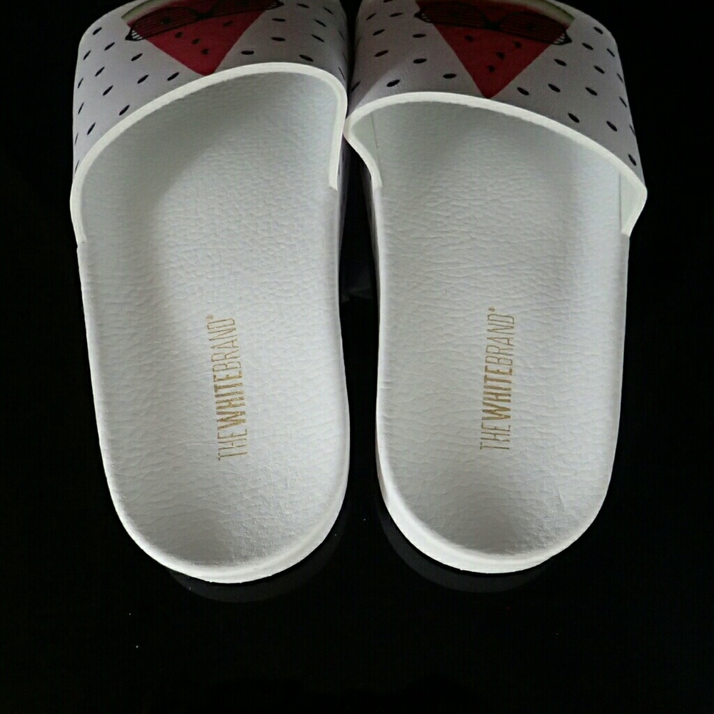 The White Brand Watermelon Slides 6 - New - Picture 2 of 4