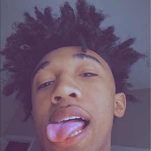 Meet your Posher, Marcus