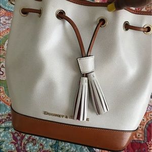 Dooney & Bourke