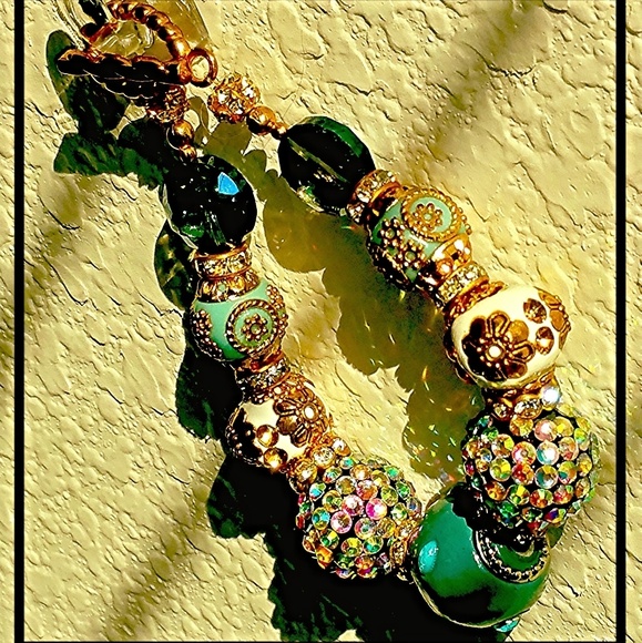 Handmade Indonesian Style Bracelet - Picture 1 of 6