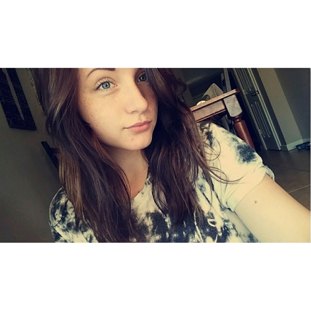 Meet your Posher, Melanie