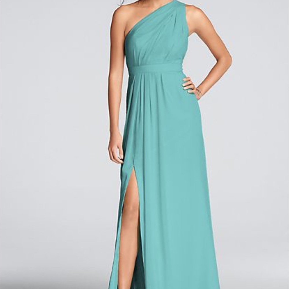 Davids Bridal F18055  color : Spa Sizes: 4 & 8