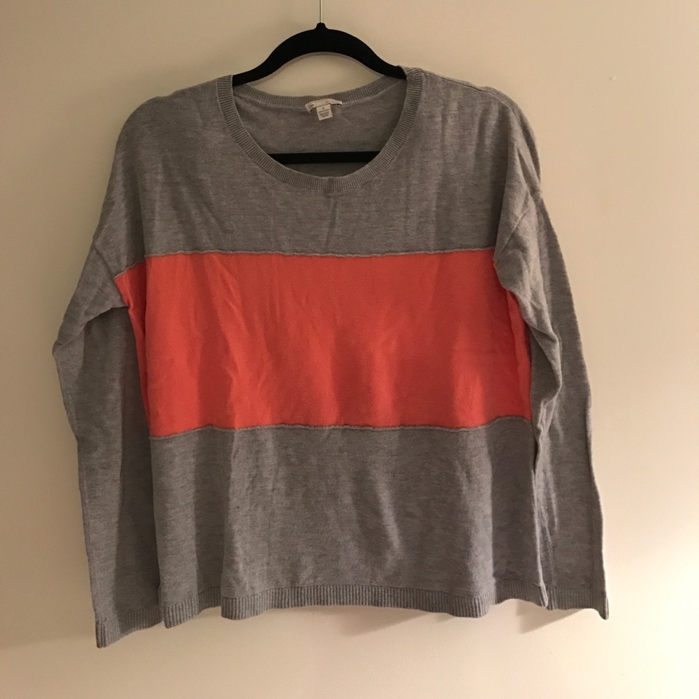 GAP sweater made with silk