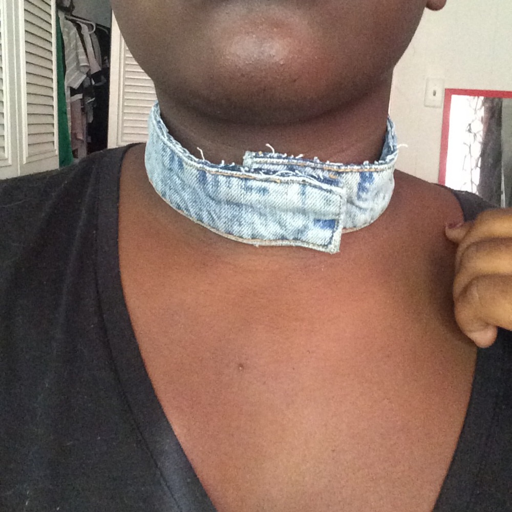 Jean choker 😝