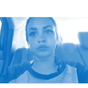 Meet your Posher, Kylee