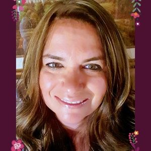 Meet your Posher, Cynthia