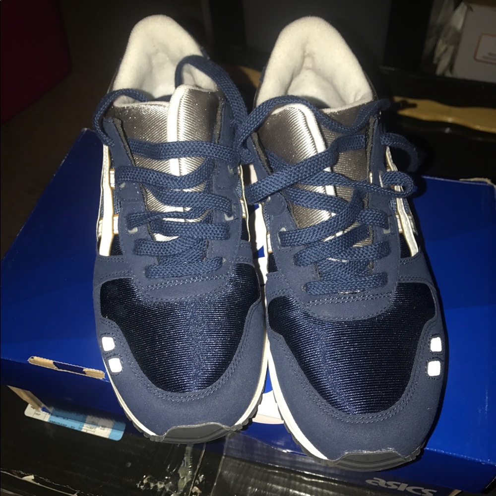 Kids ASIC sneakers! New!