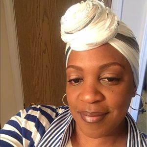 Meet your Posher, Sabina