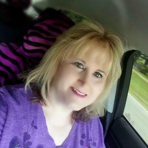 Meet your Posher, Dyanne