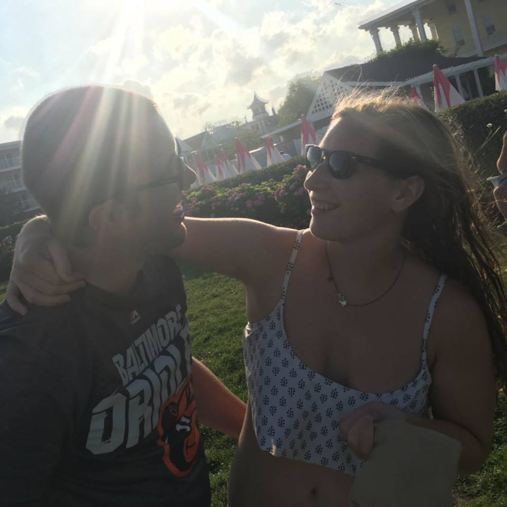 Meet your Posher, Hali