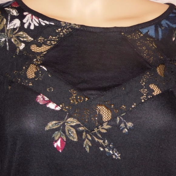 Black Long Sleeve Light-Weight Top with Flowers - Picture 2 of 3