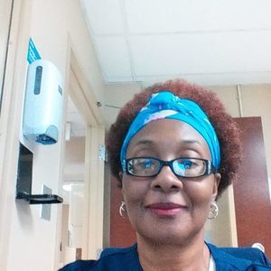 Meet your Posher, Phyllis