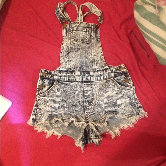 Cute Denim Jumper - Picture 4 of 8