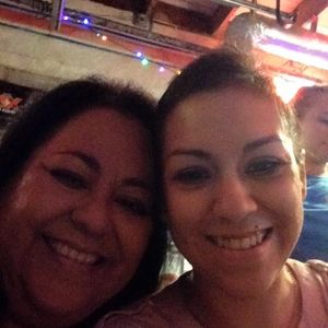 Meet your Posher, Leah