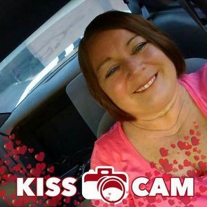 Meet your Posher, Cynthia