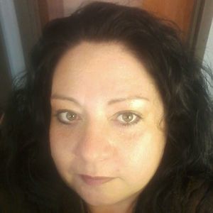 Meet your Posher, Angie