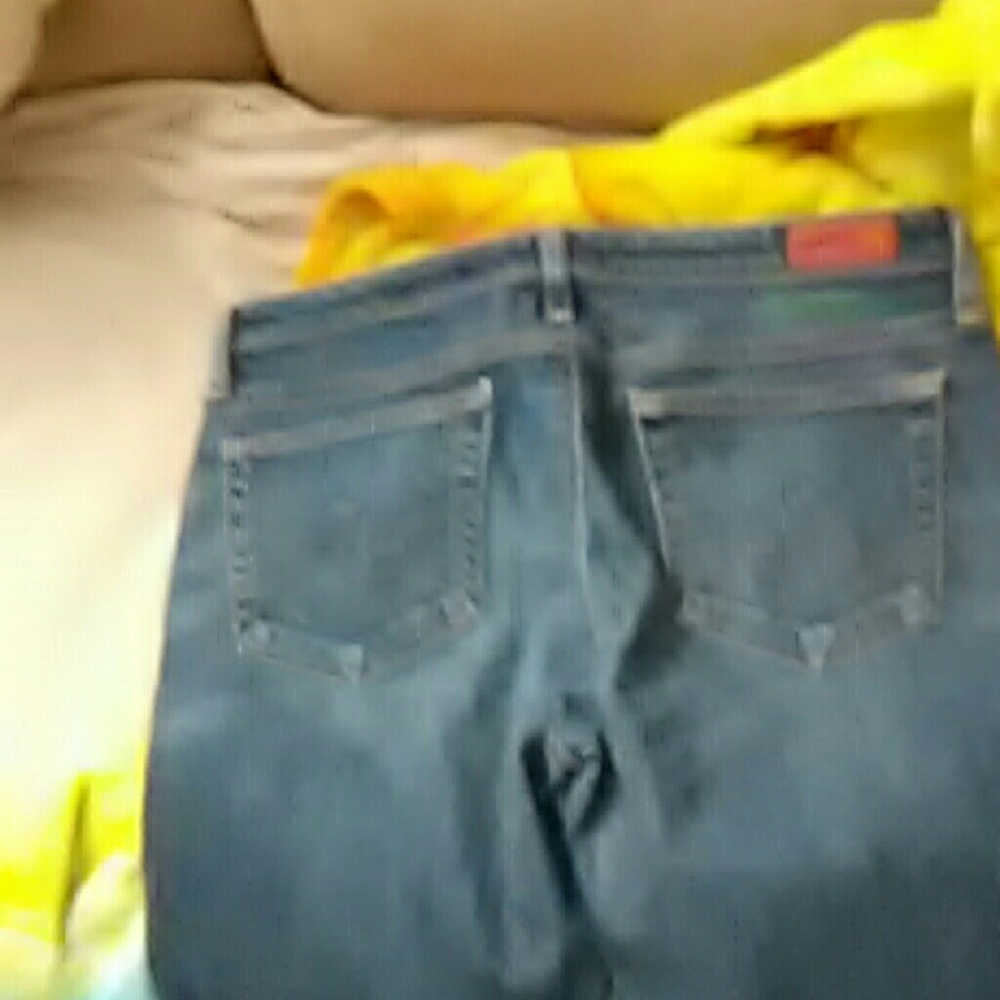 Cloths - Picture 2 of 3