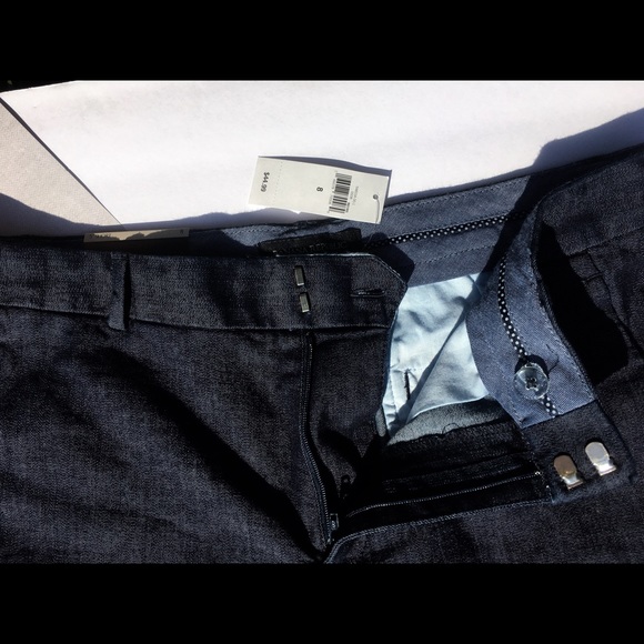 Banana Republic Hampton chambray shorts, sz 8 - Picture 3 of 5