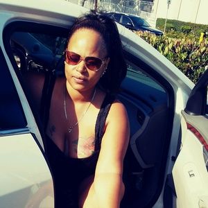 Meet your Posher, Sylvia