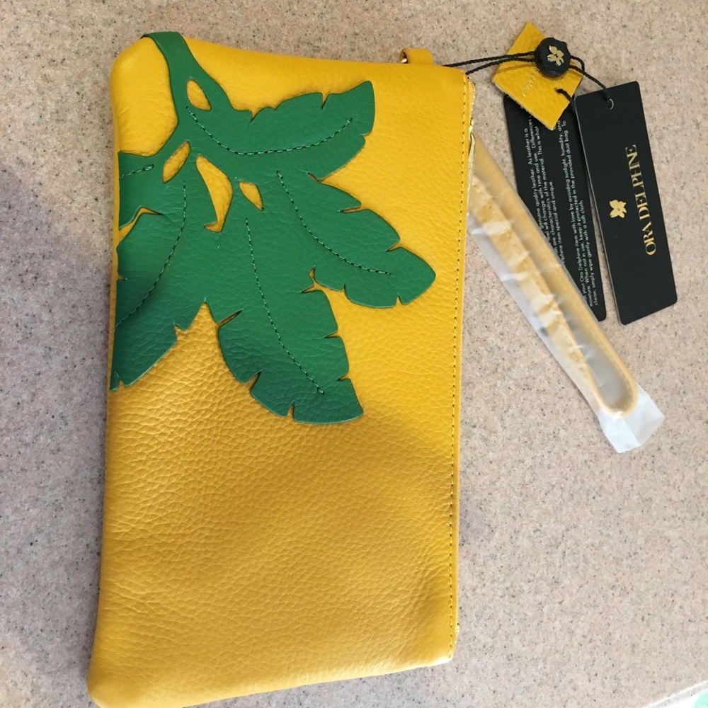 NWOT -Ora Delphine, Palm Leaves Pouch/Wristlet.