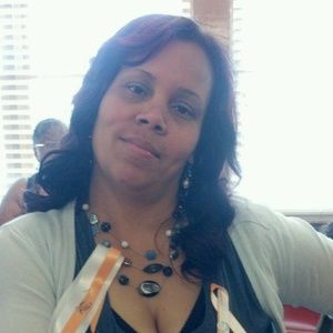 Meet your Posher, Roxanne