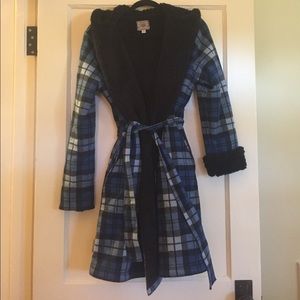 Ugg Lindley Plaid Robe (M)