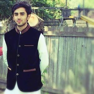 Meet your Posher, Ahmed