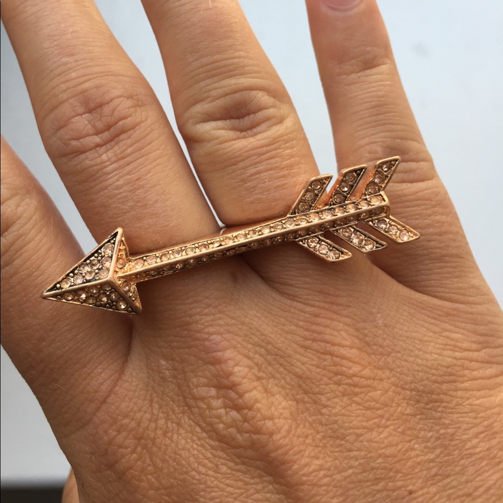 BRAND NEW Rachel Roy arrow two finger ring