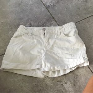 Girls white shorts. Adjustable waist.