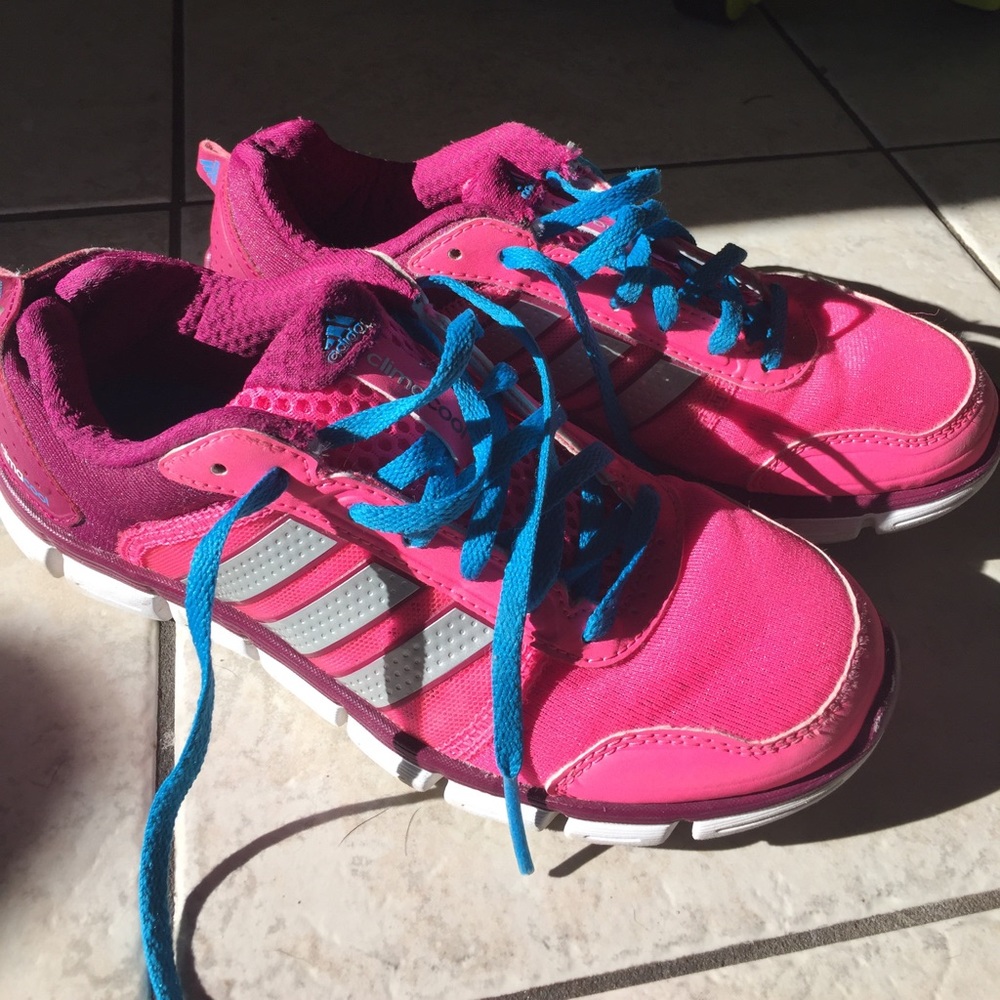Adidas climate cool shoes Y size 3.5