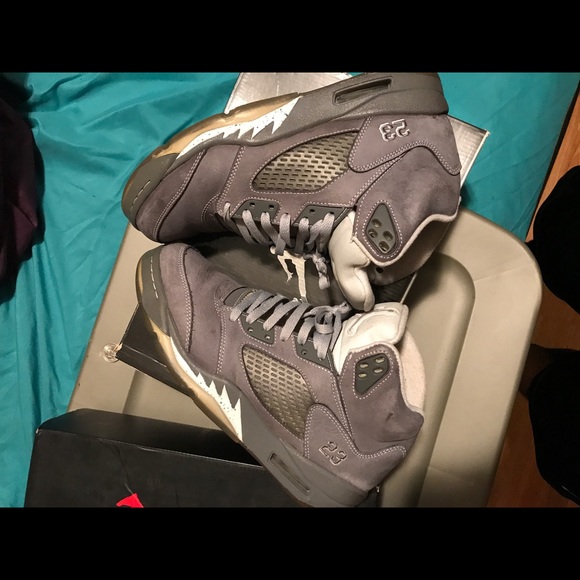 Retro Jordan 5\'s Wolf Grey\'s main image 4