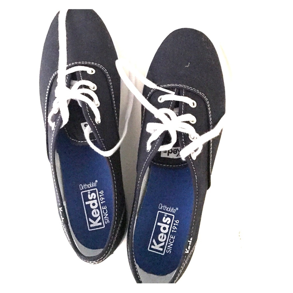 🔴Navy Keds