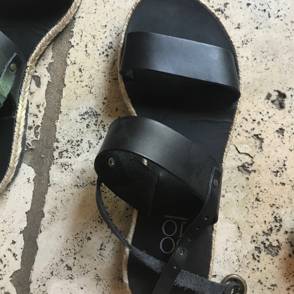💕 12 hour sale 💕 SOJO Sandals size 7 - Picture 3 of 6