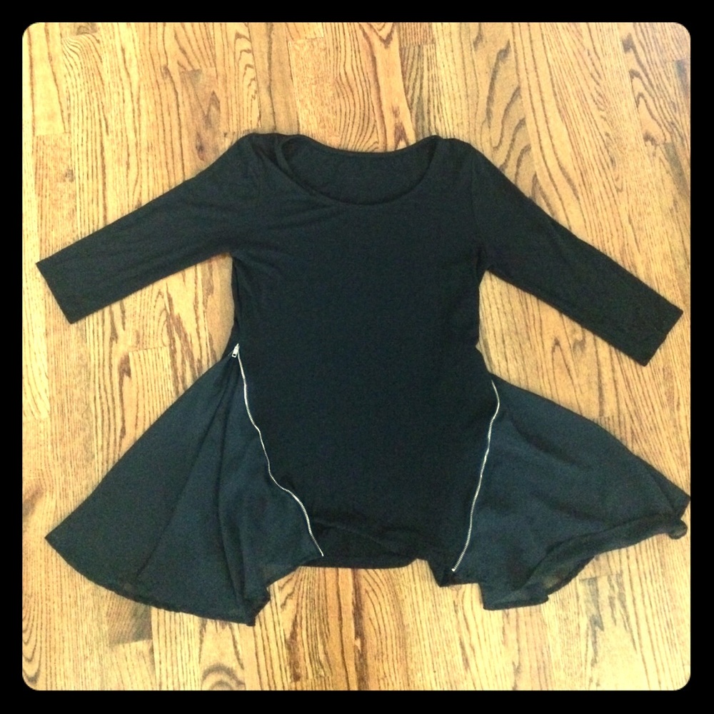 Elbow length pull on top with chiffon side insert