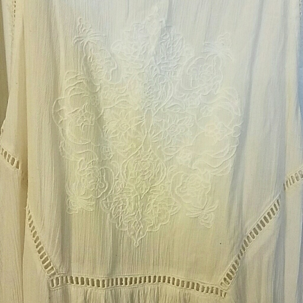 White billabong dress