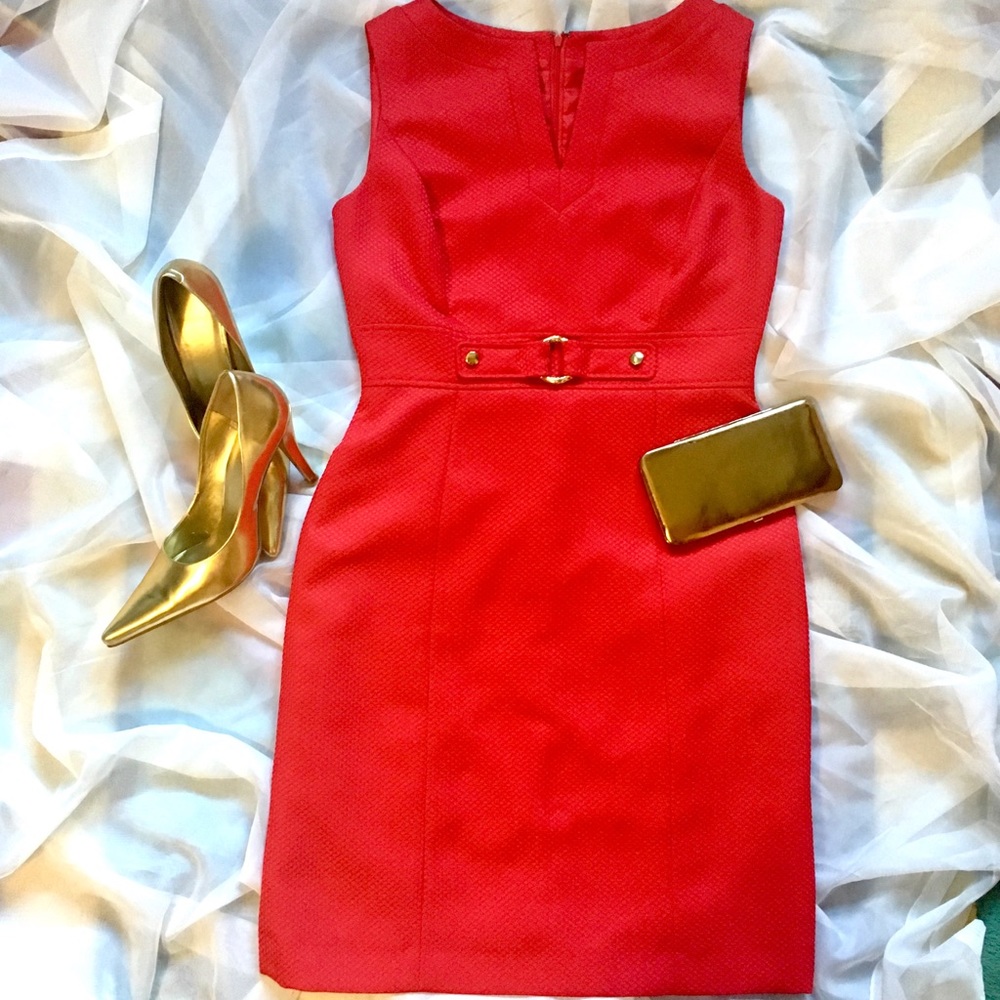 TAHARI Hot Red Sleeveless Dress with Slit Neckline