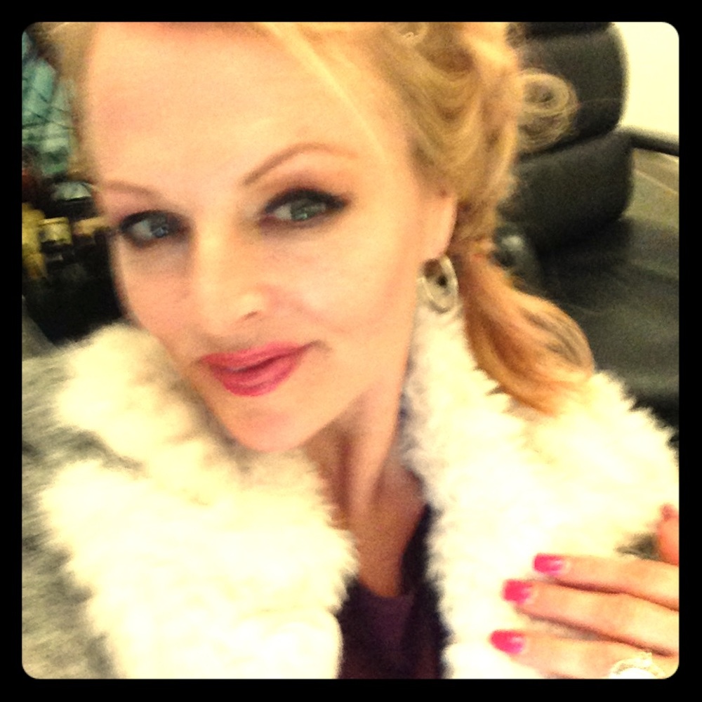 Meet your Posher, Leandra