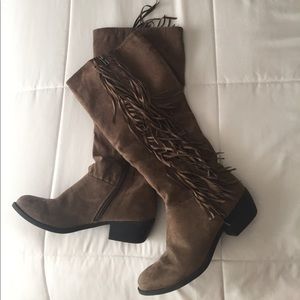 Faux suede knee high boots with fringe