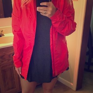 Vineyard vines rain jacket